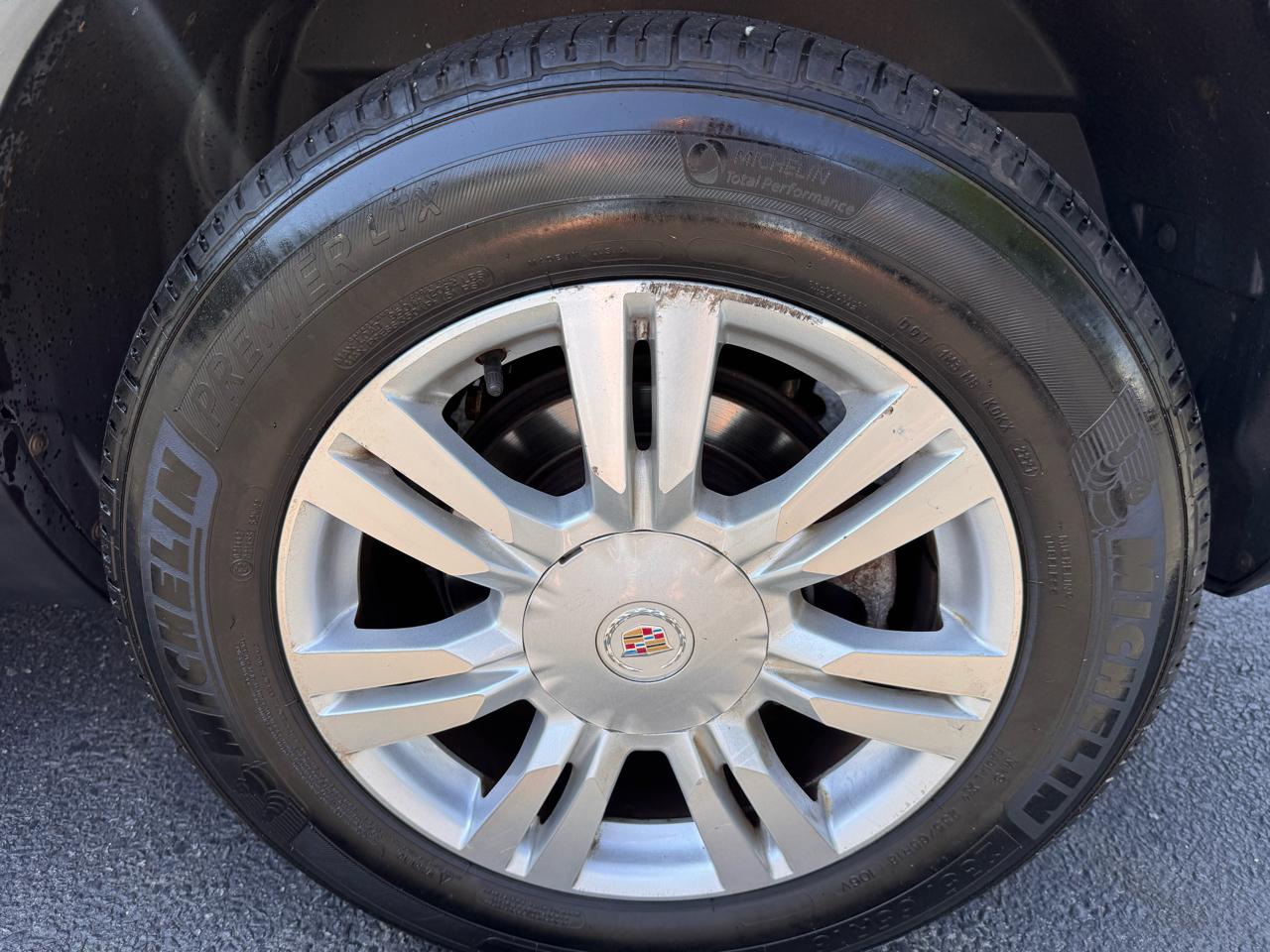 Cadillac SRX AWD 4dr Luxury Collection 2010