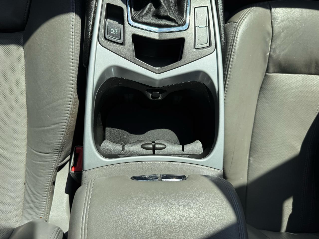 Cadillac SRX AWD 4dr Luxury Collection 2010
