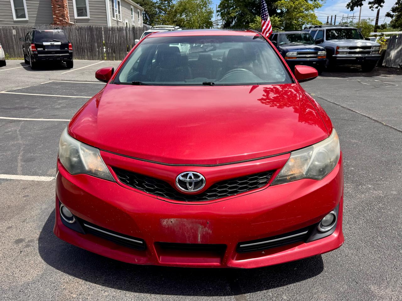 Toyota Camry 4dr Sdn I4 Auto XLE (Natl) 2013