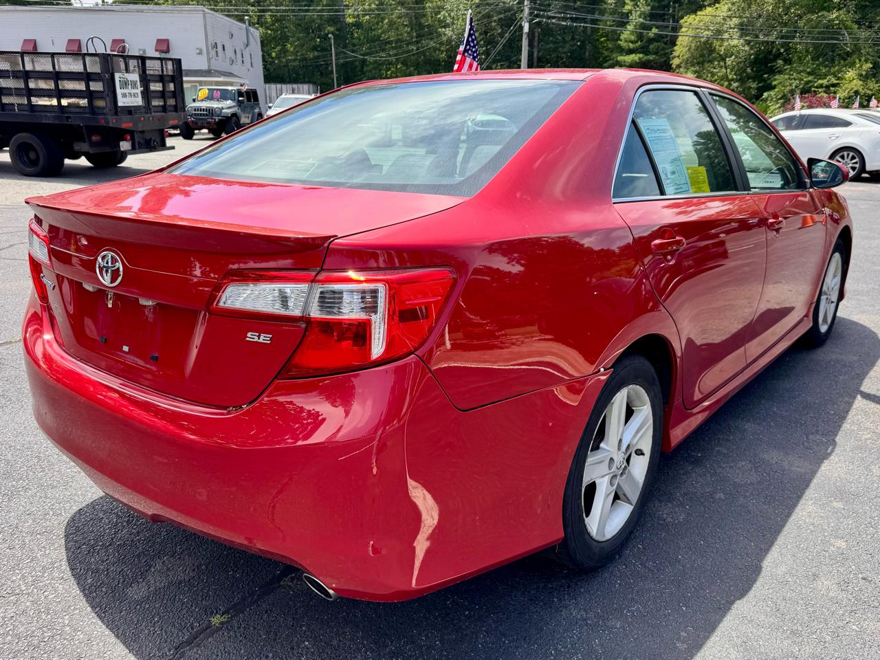 Toyota Camry 4dr Sdn I4 Auto XLE (Natl) 2013