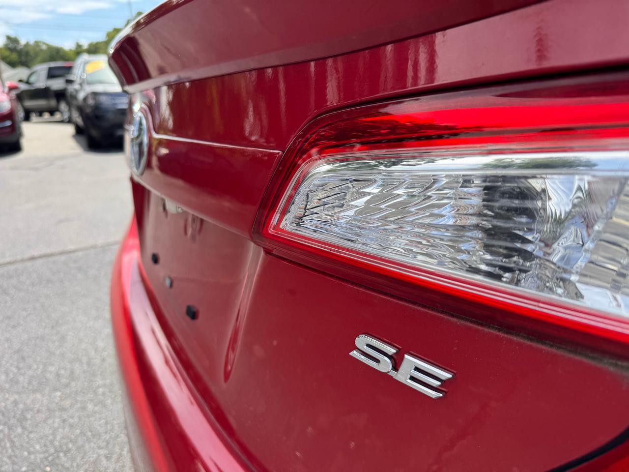 Toyota Camry 4dr Sdn I4 Auto XLE (Natl) 2013