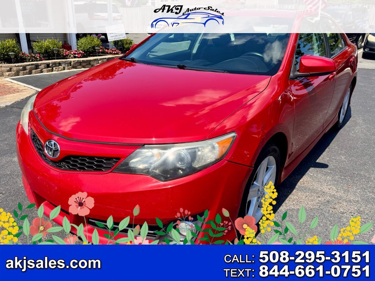 2013 Toyota Camry 4dr Sdn I4 Auto XLE (Natl)