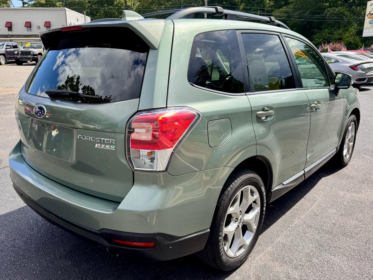 Subaru Forester 2.5i Touring CVT 2017