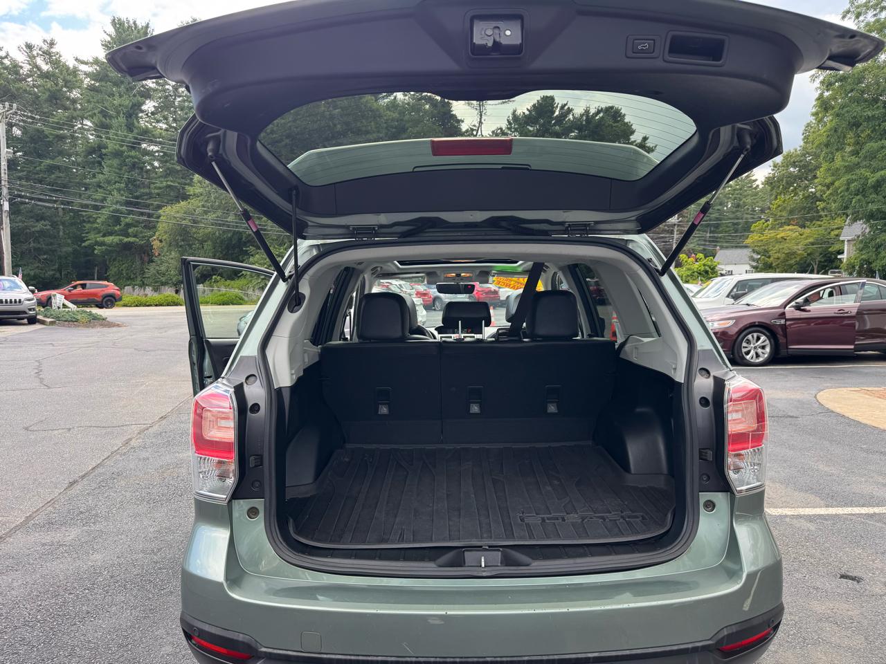 Subaru Forester 2.5i Touring CVT 2017
