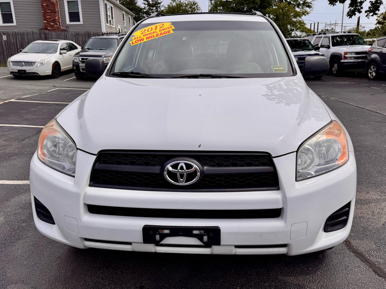 Toyota RAV4 4WD 4dr I4 (Natl) 2012