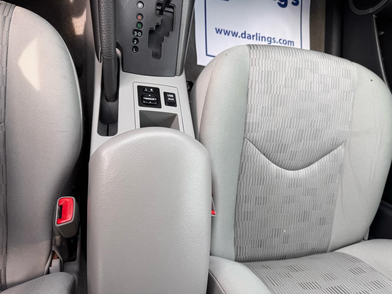Toyota RAV4 4WD 4dr I4 (Natl) 2012