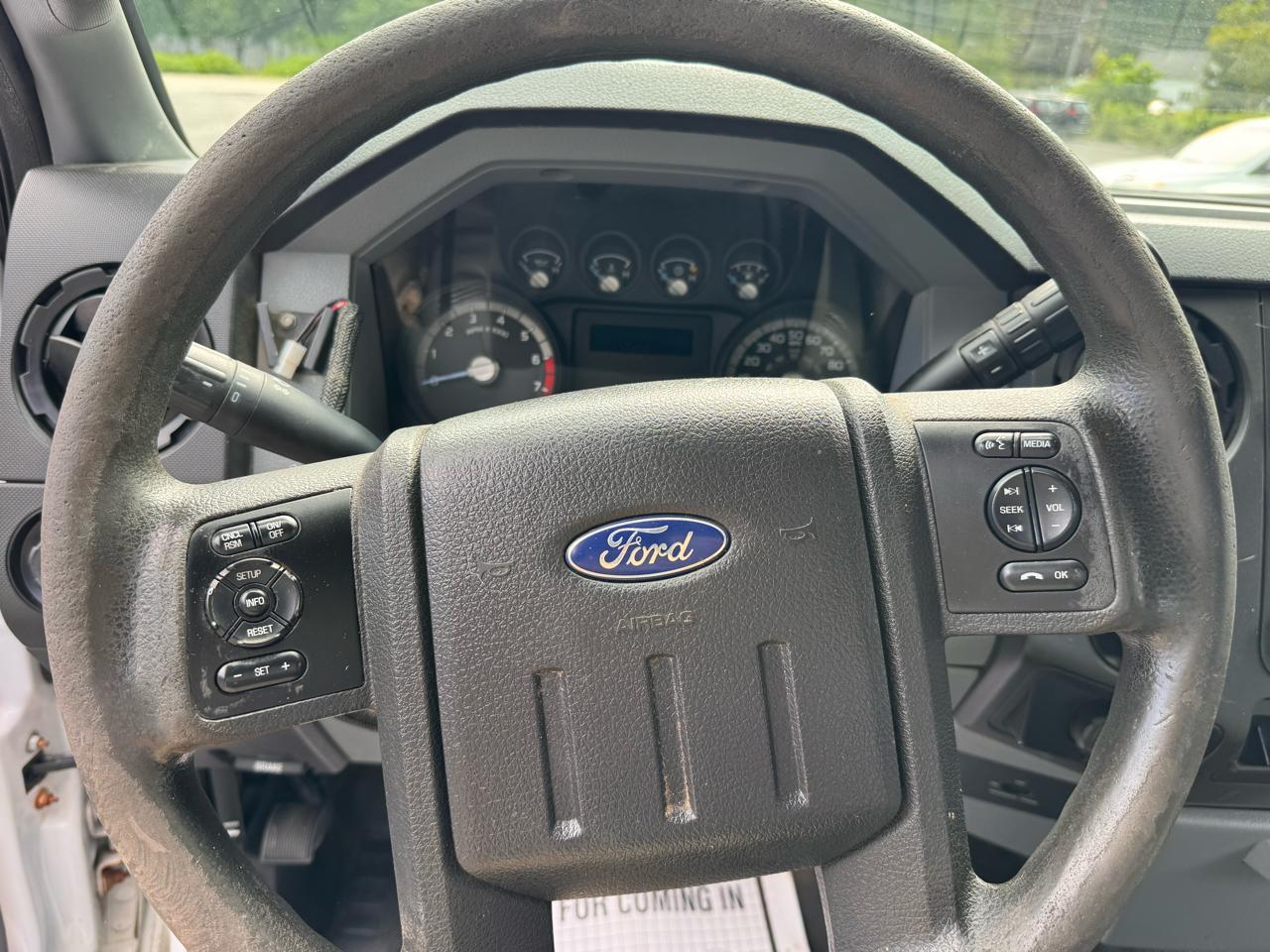 Ford Super Duty F-250 SRW 4WD SuperCab 142" XLT 2015