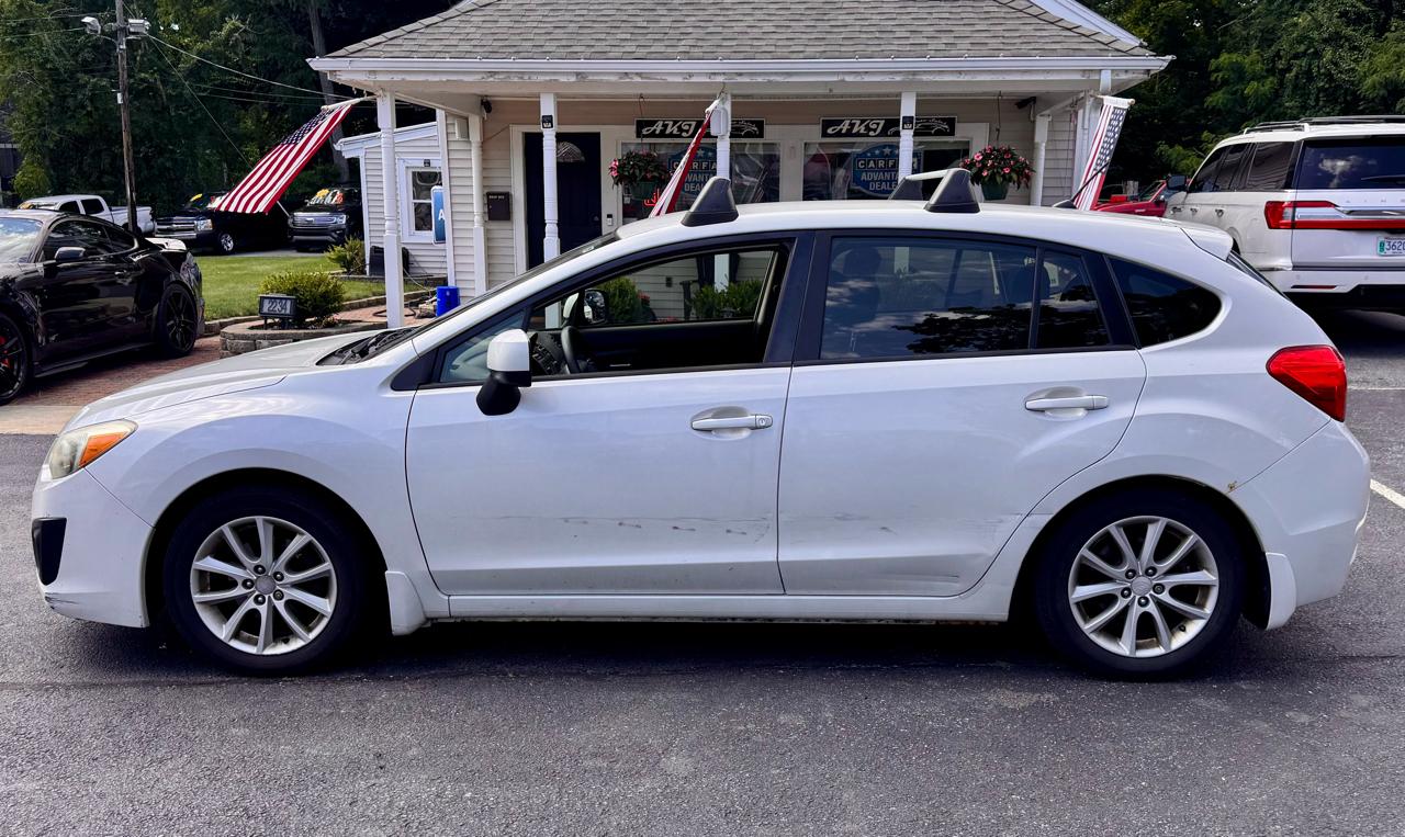 Subaru Impreza Wagon 5dr Auto 2.0i Premium 2014