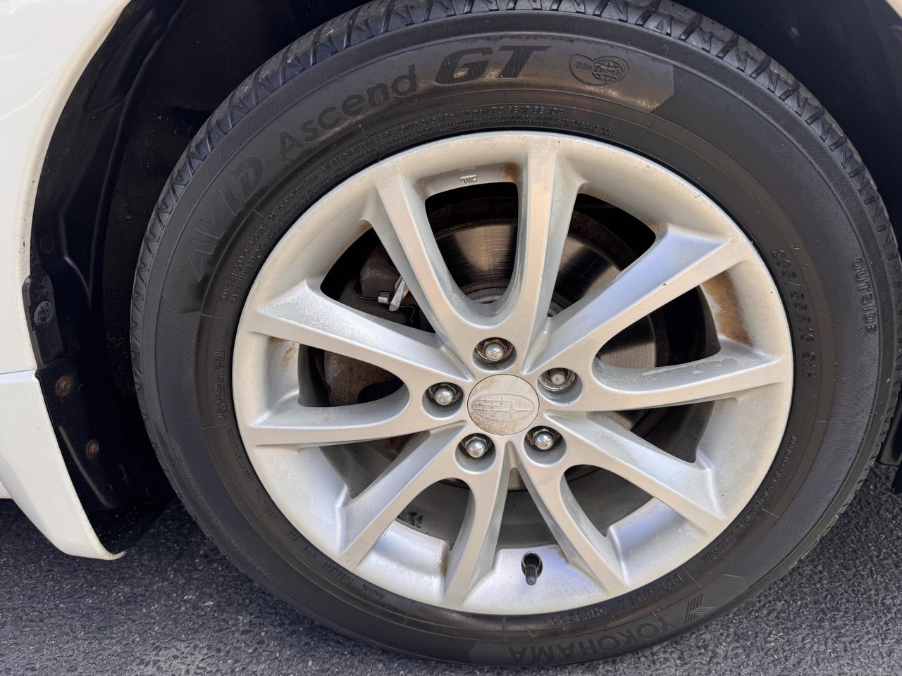 Subaru Impreza Wagon 5dr Auto 2.0i Premium 2014