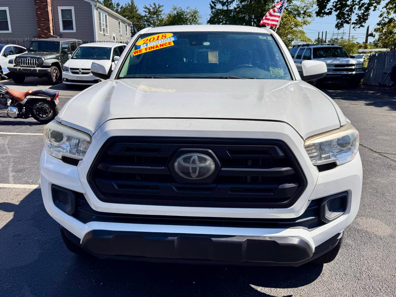 Toyota Tacoma SR5 Double Cab 5' Bed I4 4x2 AT (Natl) 2018