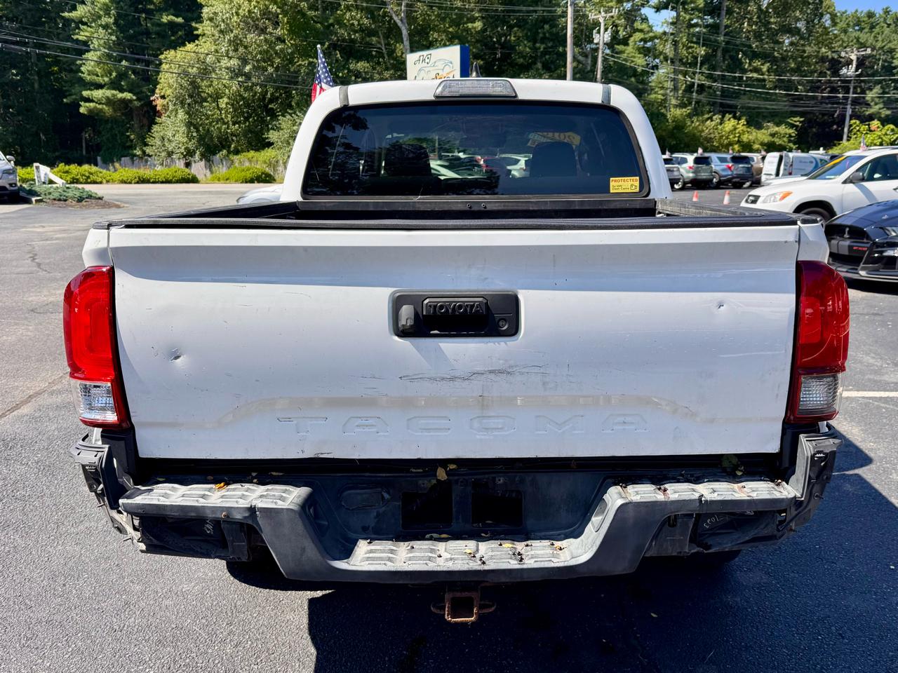 Toyota Tacoma SR5 Double Cab 5' Bed I4 4x2 AT (Natl) 2018