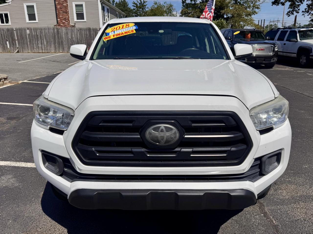 Toyota Tacoma SR5 Double Cab 5' Bed I4 4x2 AT (Natl) 2018