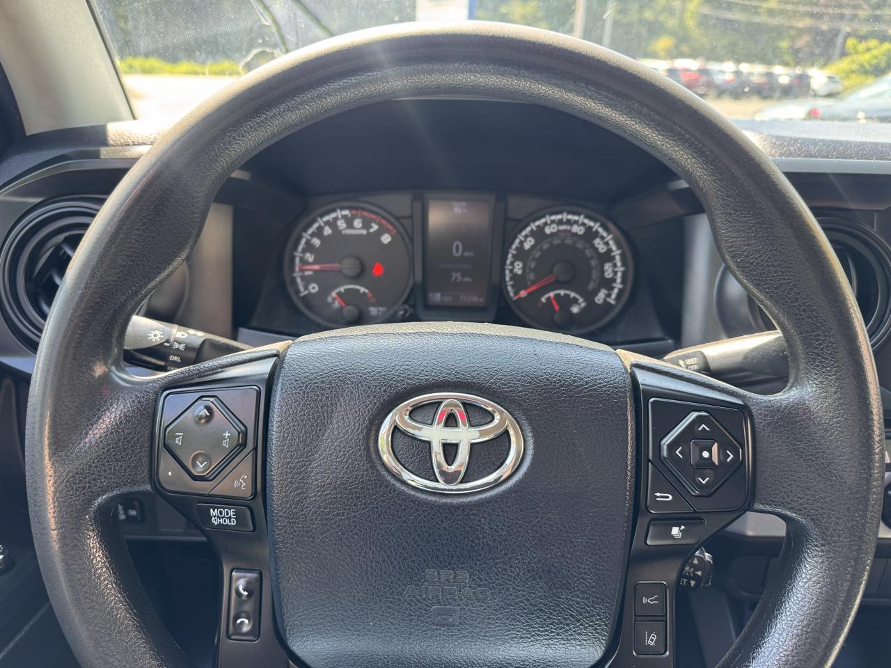 Toyota Tacoma SR5 Double Cab 5' Bed I4 4x2 AT (Natl) 2018