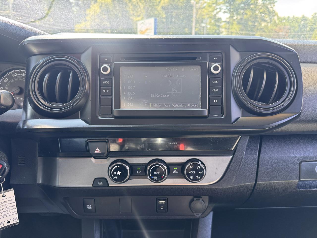 Toyota Tacoma SR5 Double Cab 5' Bed I4 4x2 AT (Natl) 2018