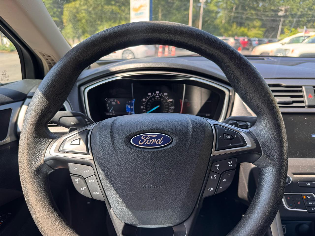 Ford Fusion SE FWD 2017