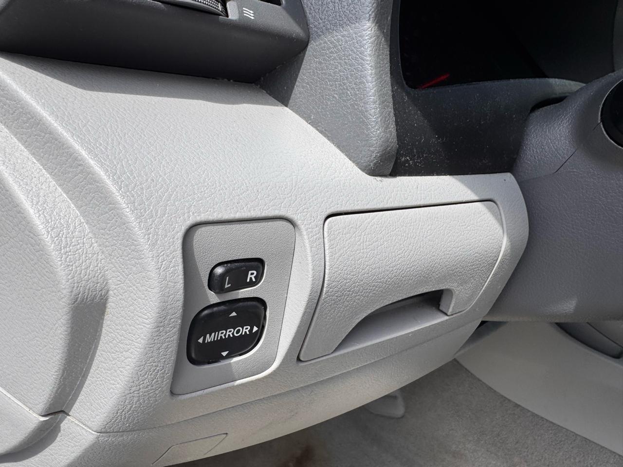 Toyota Camry 4dr Sdn V6 Auto XLE (Natl) 2007
