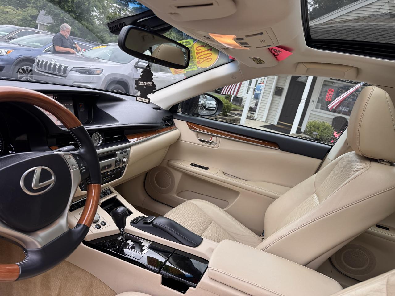 Lexus ES 300h 4dr Sdn Hybrid 2013