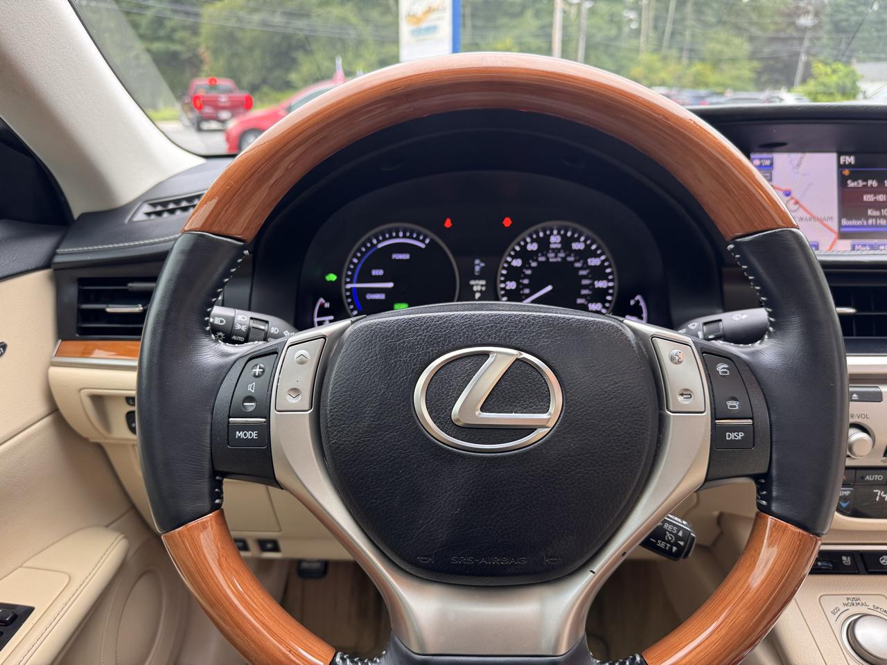 Lexus ES 300h 4dr Sdn Hybrid 2013