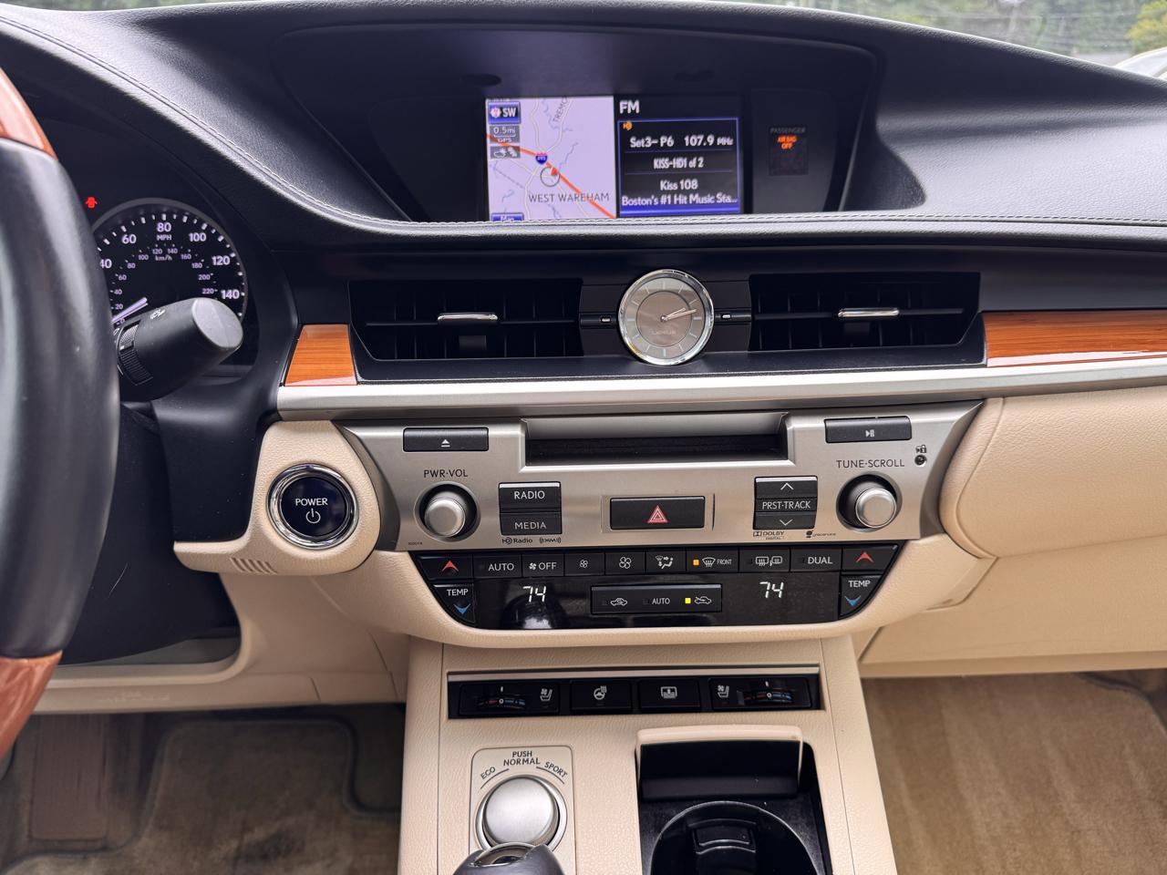 Lexus ES 300h 4dr Sdn Hybrid 2013