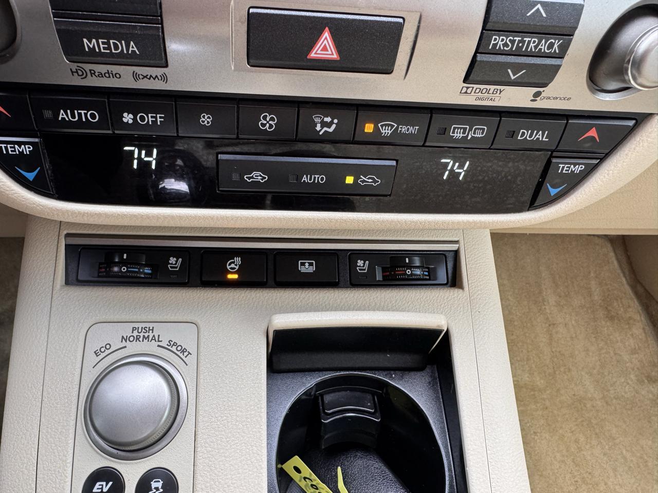 Lexus ES 300h 4dr Sdn Hybrid 2013