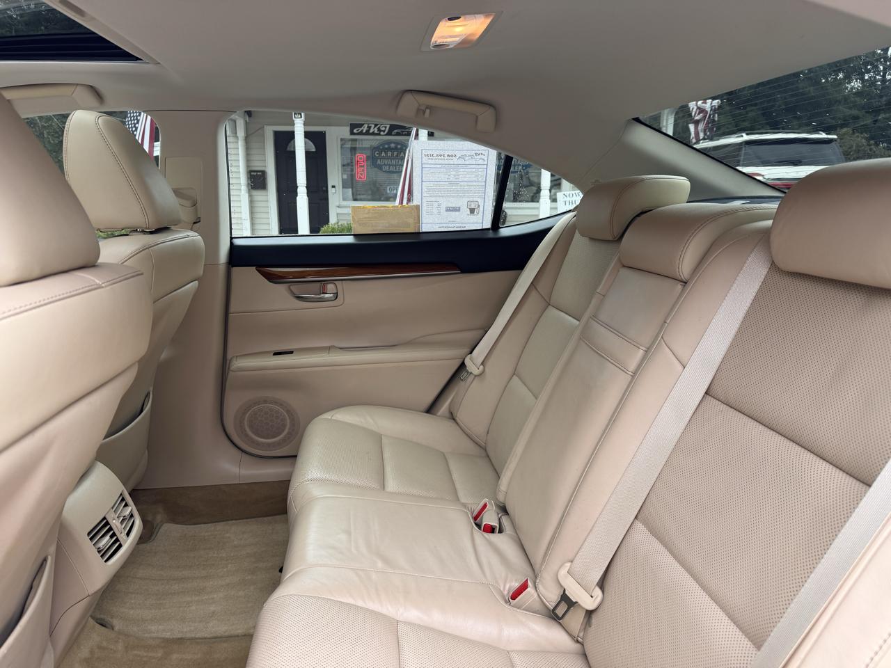 Lexus ES 300h 4dr Sdn Hybrid 2013