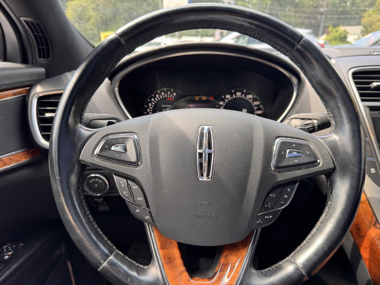 Lincoln MKX AWD 4dr Select 2016