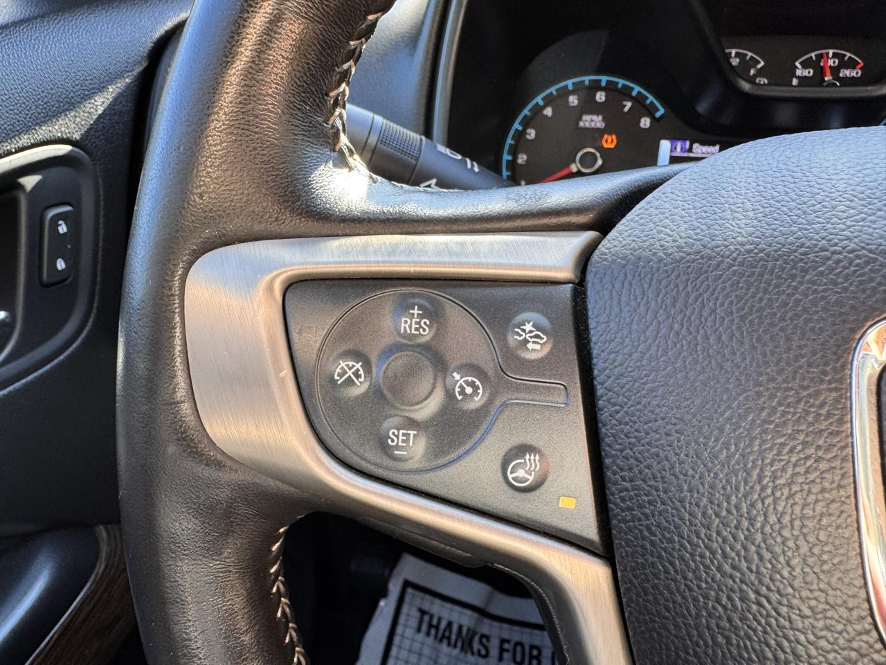 GMC Canyon 4WD Crew Cab 128.3" Denali 2018