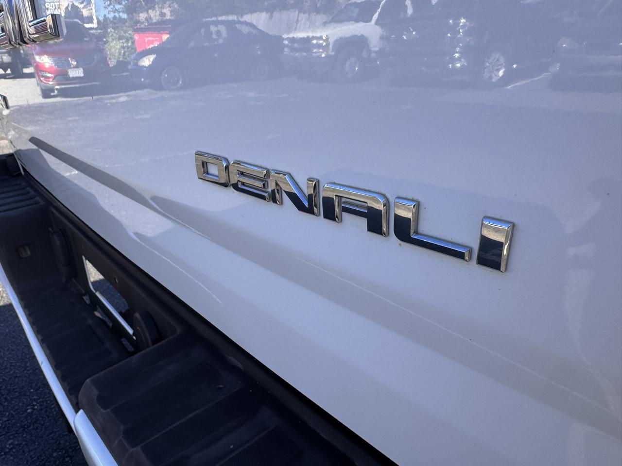 GMC Canyon 4WD Crew Cab 128.3" Denali 2018