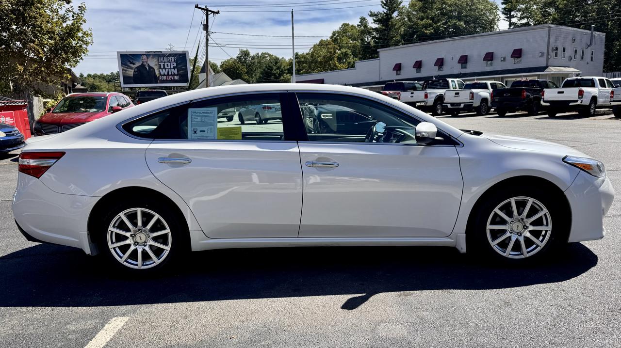 Toyota Avalon 4dr Sdn XLE Touring (Natl) 2015