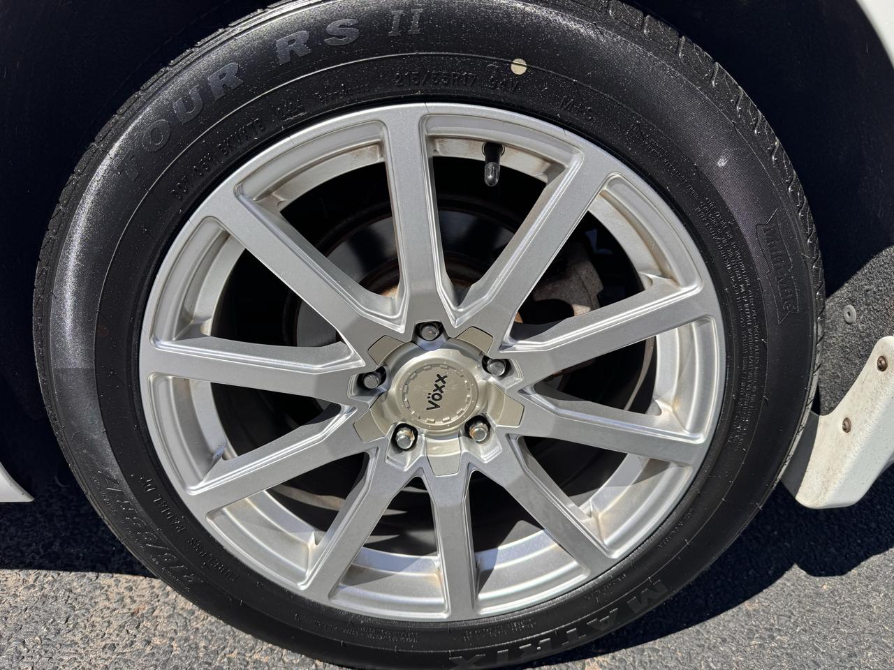 Toyota Avalon 4dr Sdn XLE Touring (Natl) 2015