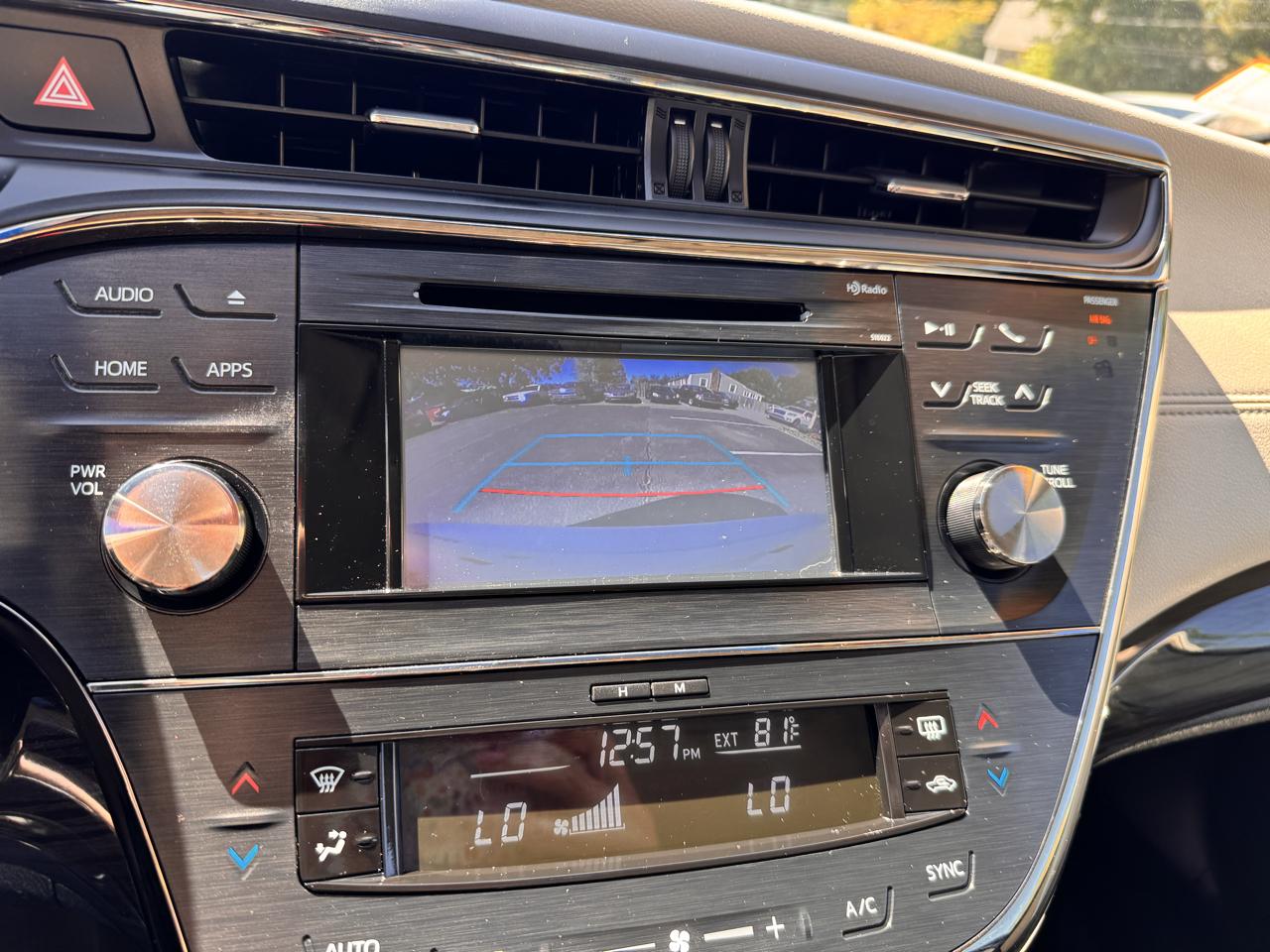 Toyota Avalon 4dr Sdn XLE Touring (Natl) 2015