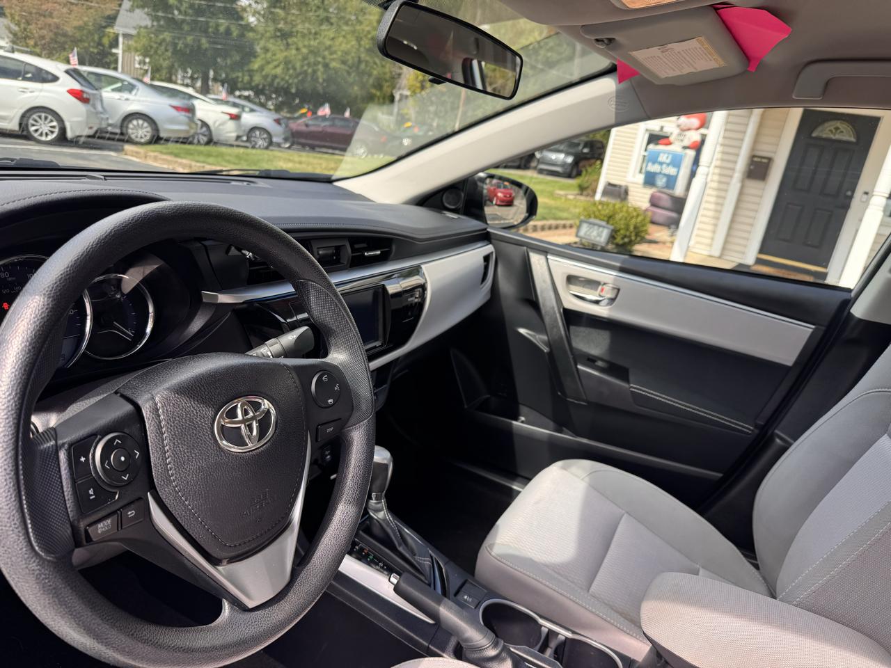 Toyota Corolla 4dr Sdn CVT LE Premium (Natl) 2014
