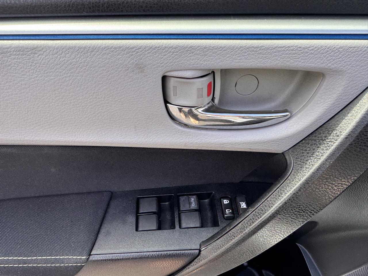 Toyota Corolla 4dr Sdn CVT LE Premium (Natl) 2014