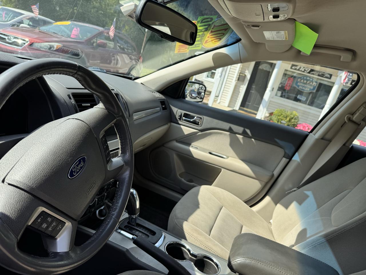 Ford Fusion 4dr Sdn Hybrid FWD 2011