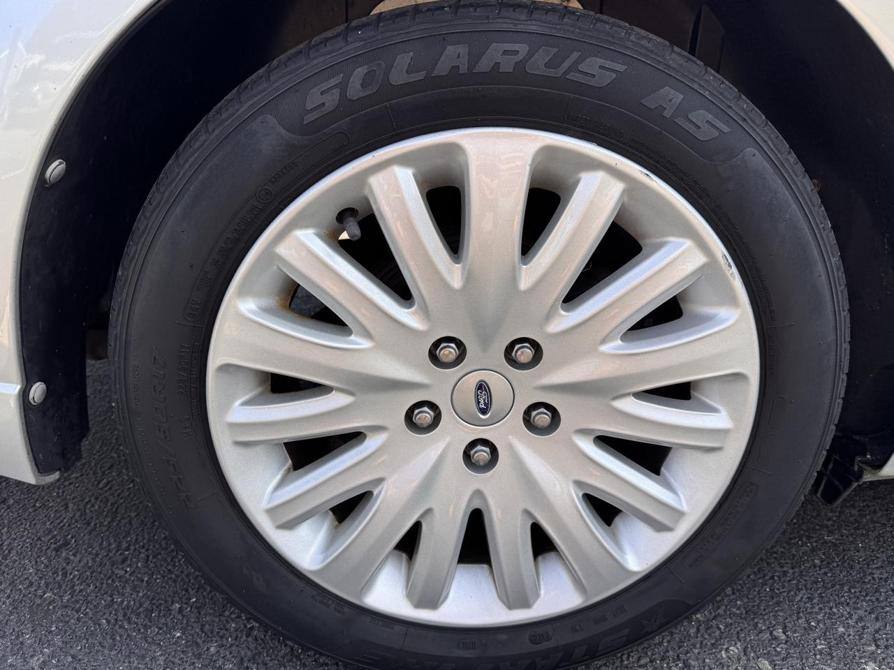 Ford Fusion 4dr Sdn Hybrid FWD 2011