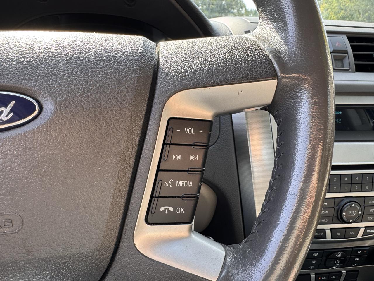 Ford Fusion 4dr Sdn Hybrid FWD 2011