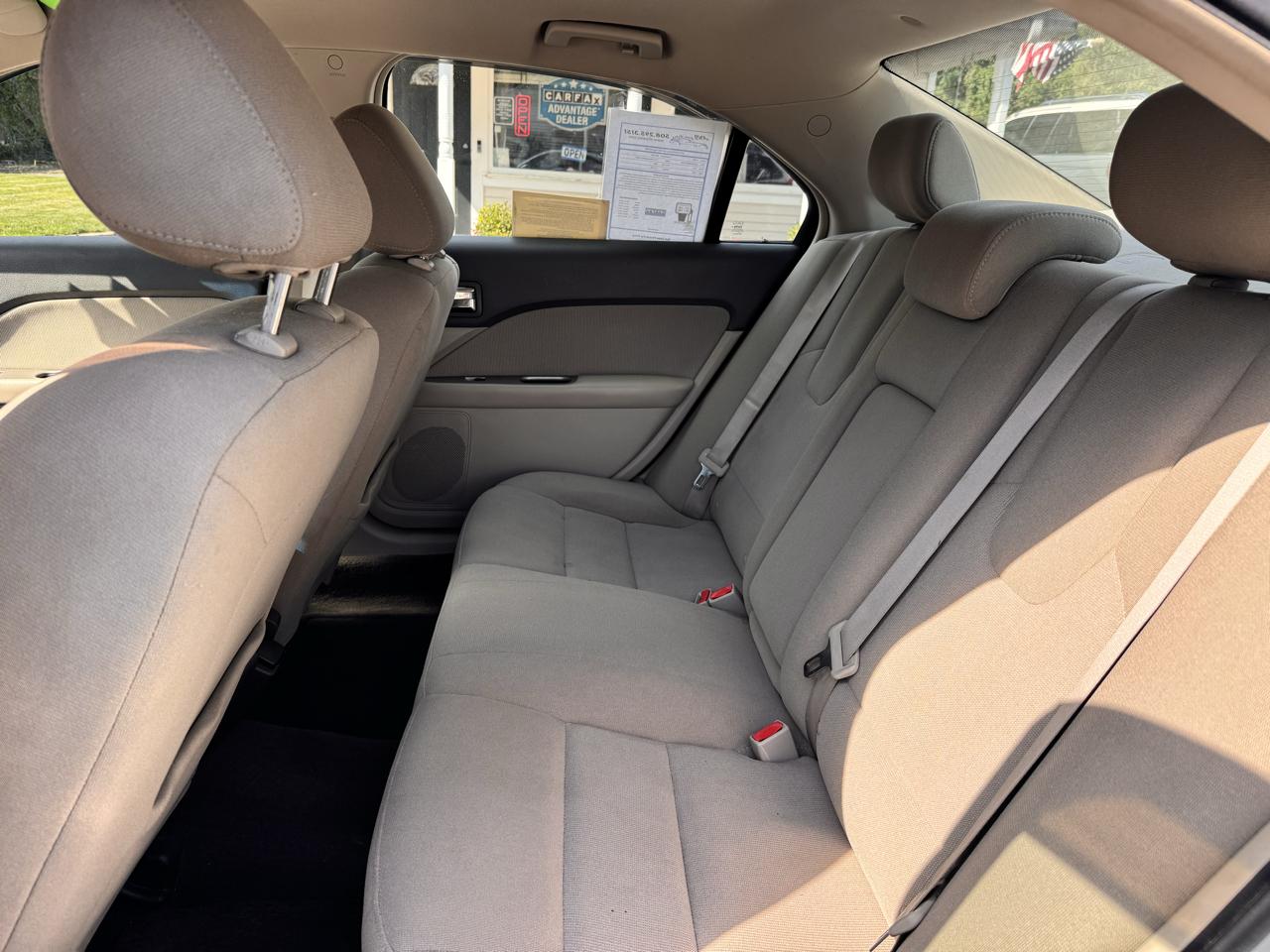 Ford Fusion 4dr Sdn Hybrid FWD 2011