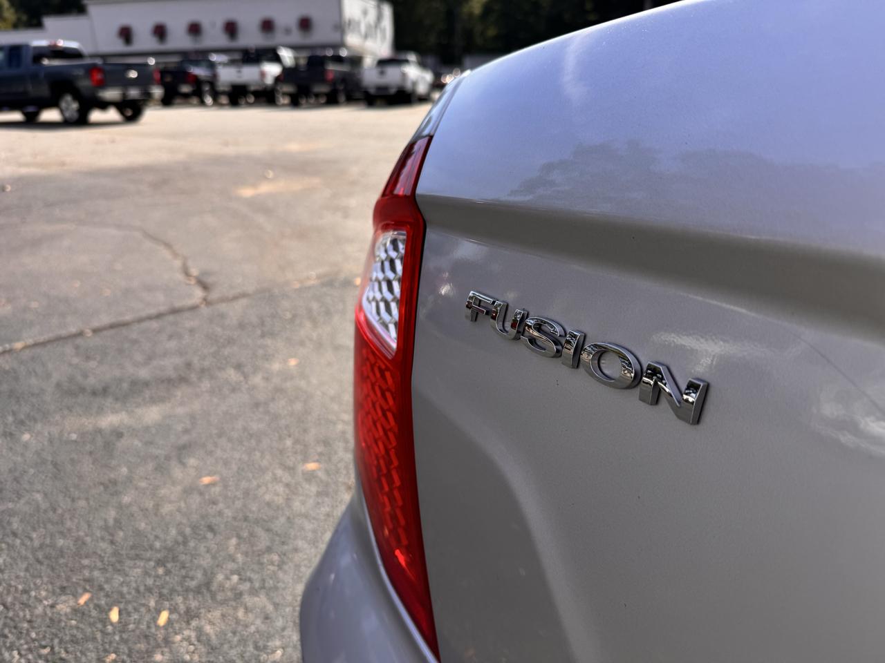 Ford Fusion 4dr Sdn Hybrid FWD 2011