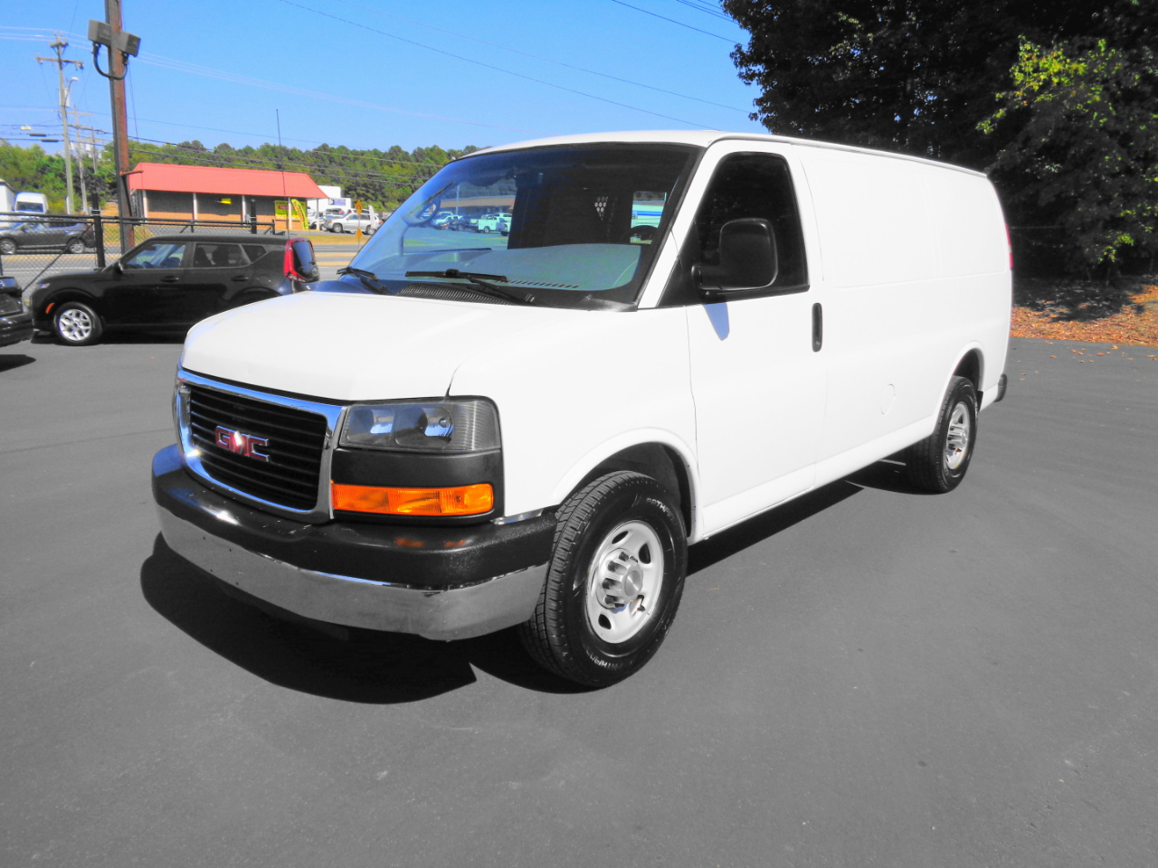 2014 GMC Savana Cargo Van RWD 2500 135"