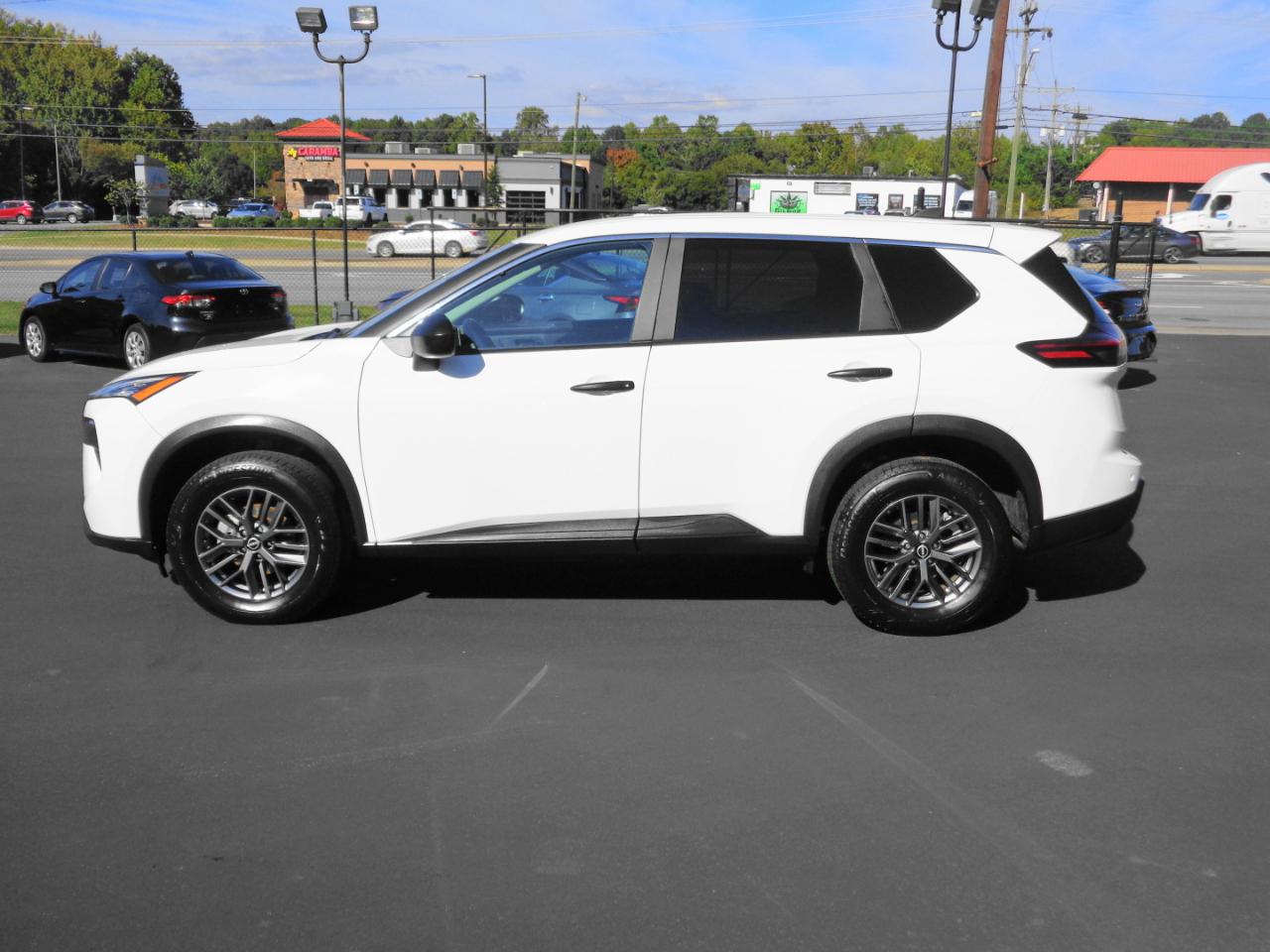 Nissan Rogue FWD S 2024