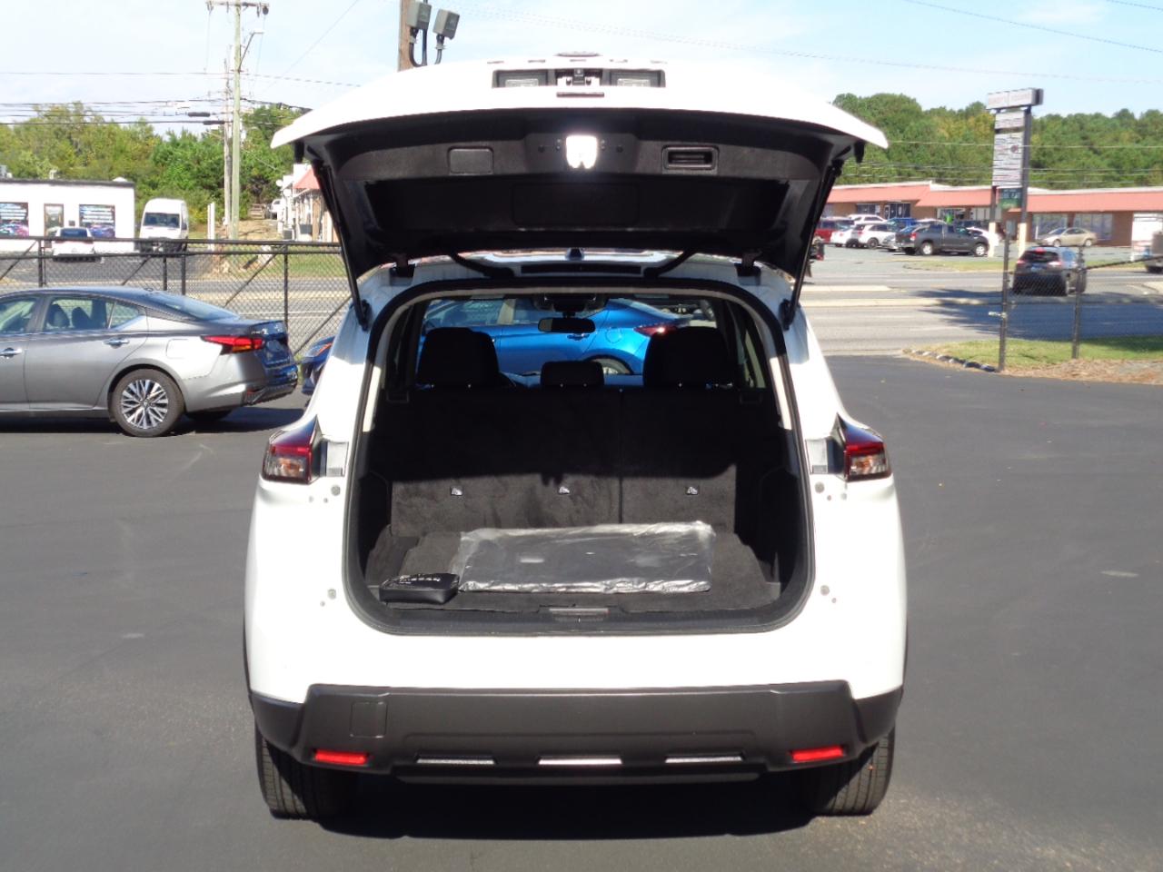 Nissan Rogue FWD S 2024