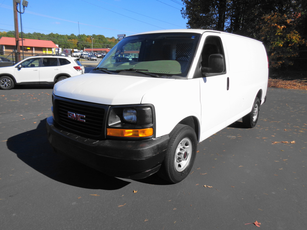 2017 GMC Savana Cargo Van RWD 2500 135"