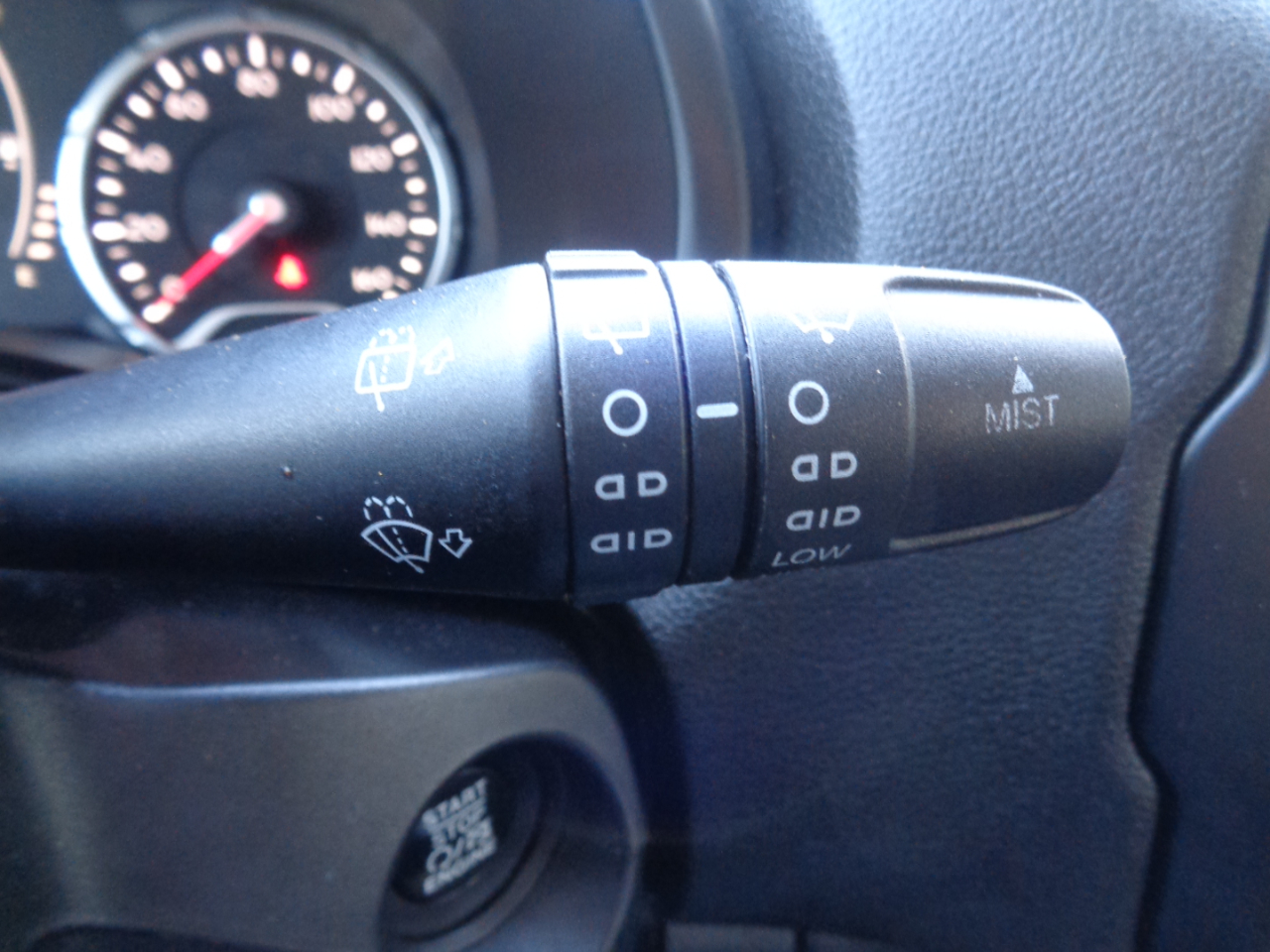 Jeep Renegade FWD 4dr Latitude 2015