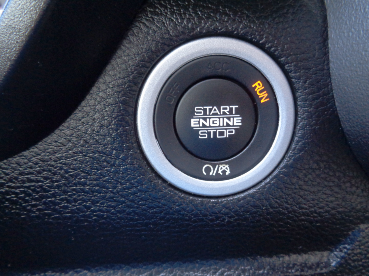 RAM 1500 Big Horn 4x4 Crew Cab 5'7" Box 2022