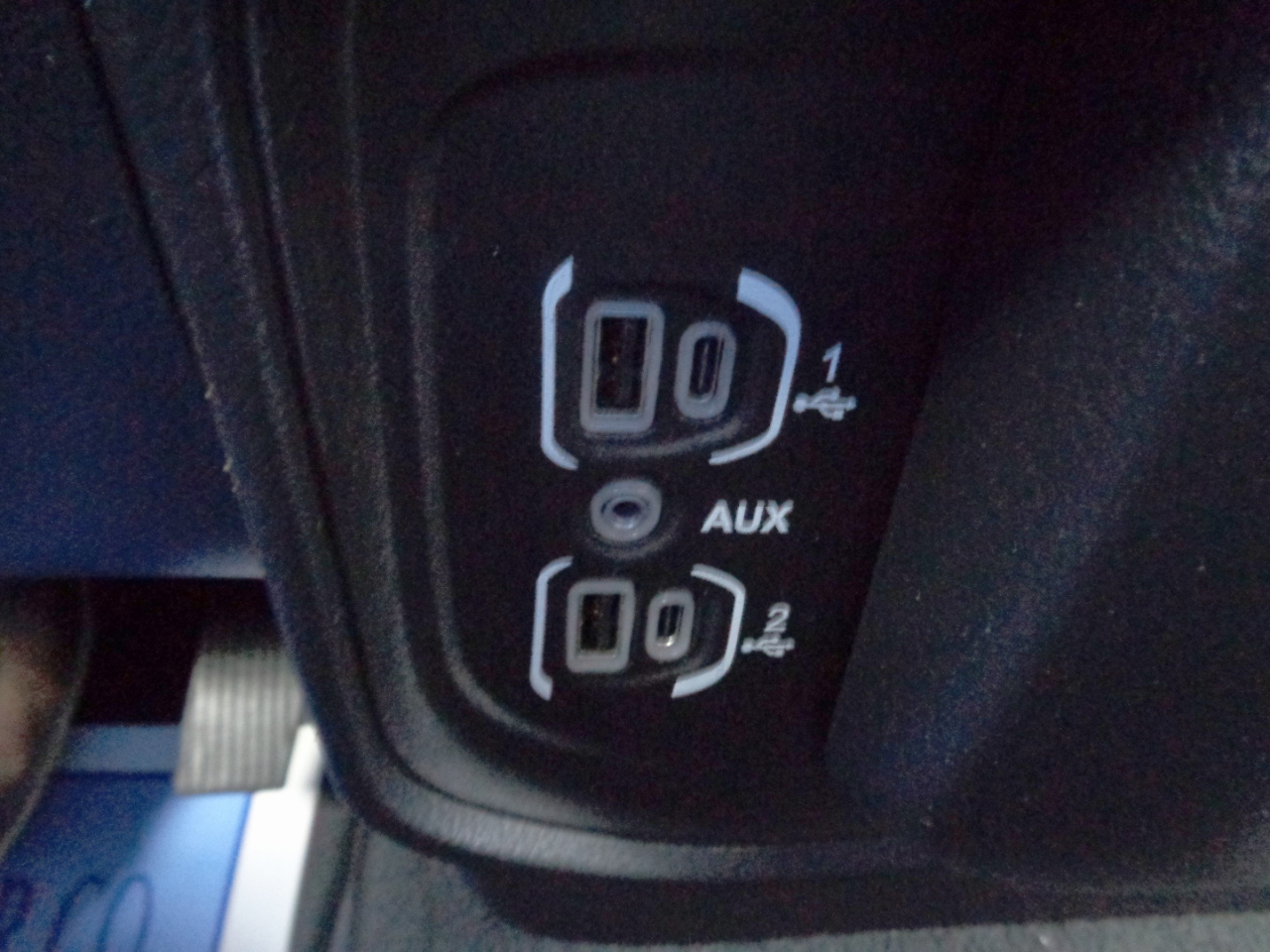 RAM 1500 Big Horn 4x4 Crew Cab 5'7" Box 2022