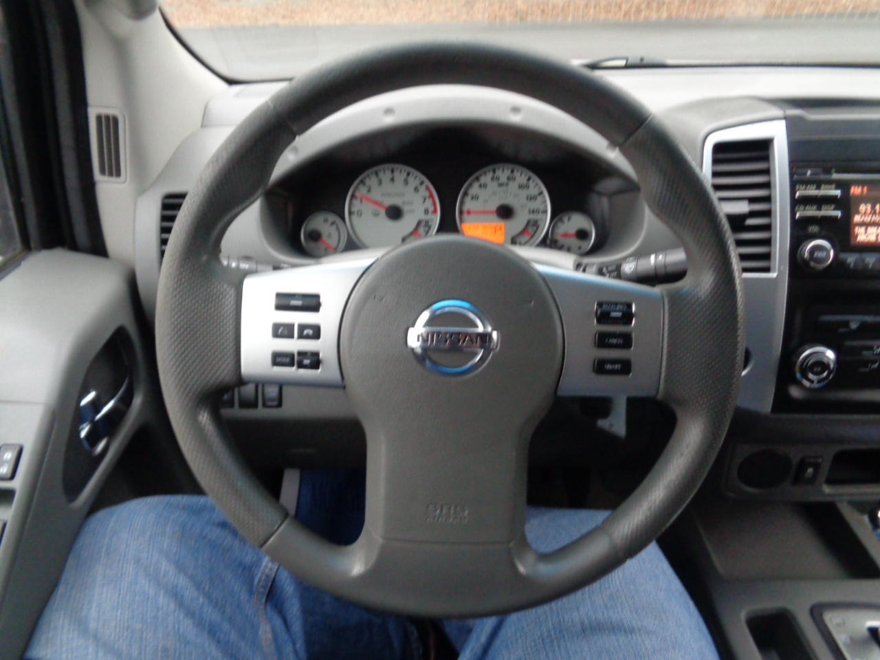 Nissan Frontier 2WD Crew Cab SWB Auto Desert Runner 2014