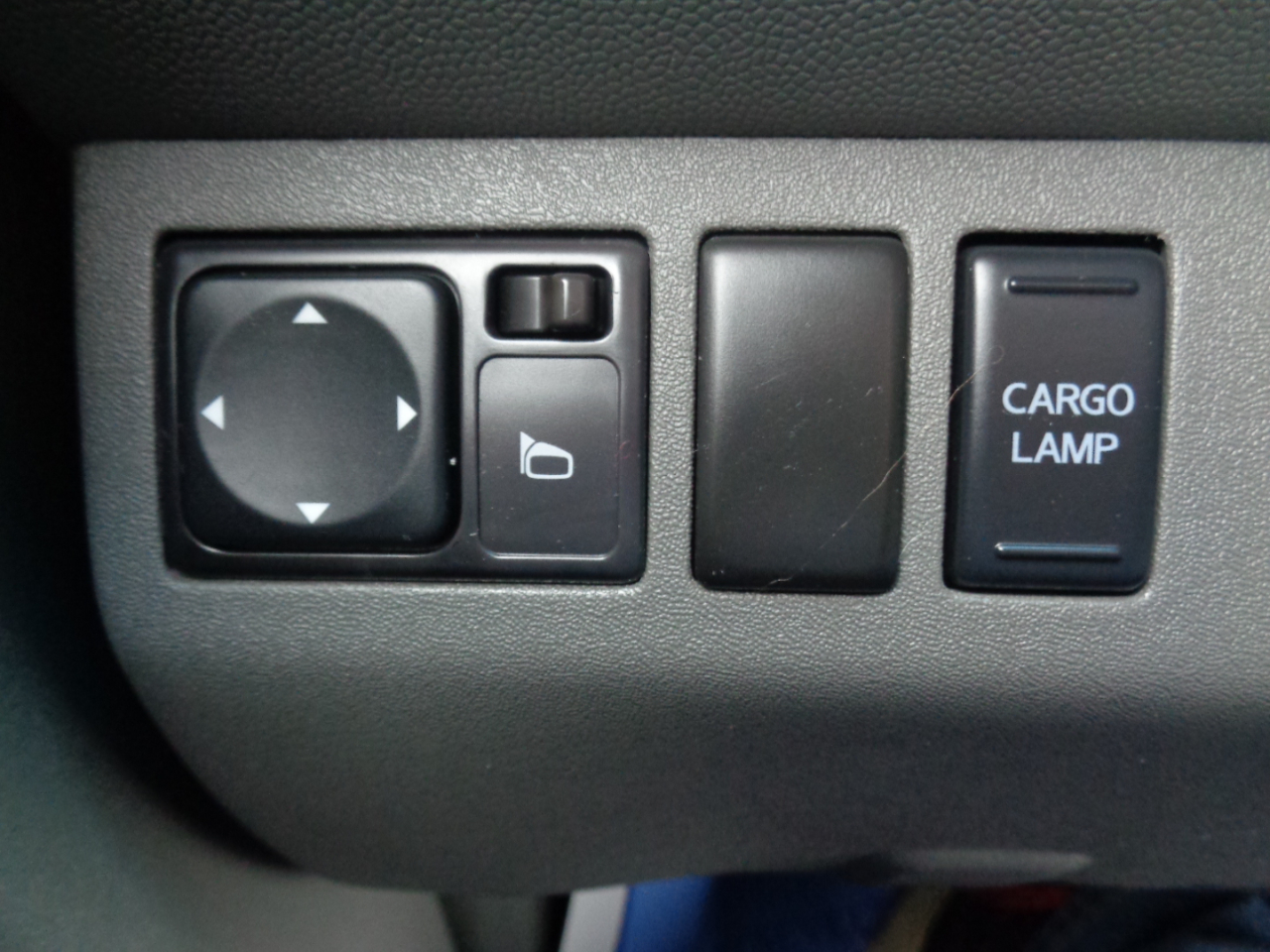 Nissan Frontier 2WD Crew Cab SWB Auto Desert Runner 2014