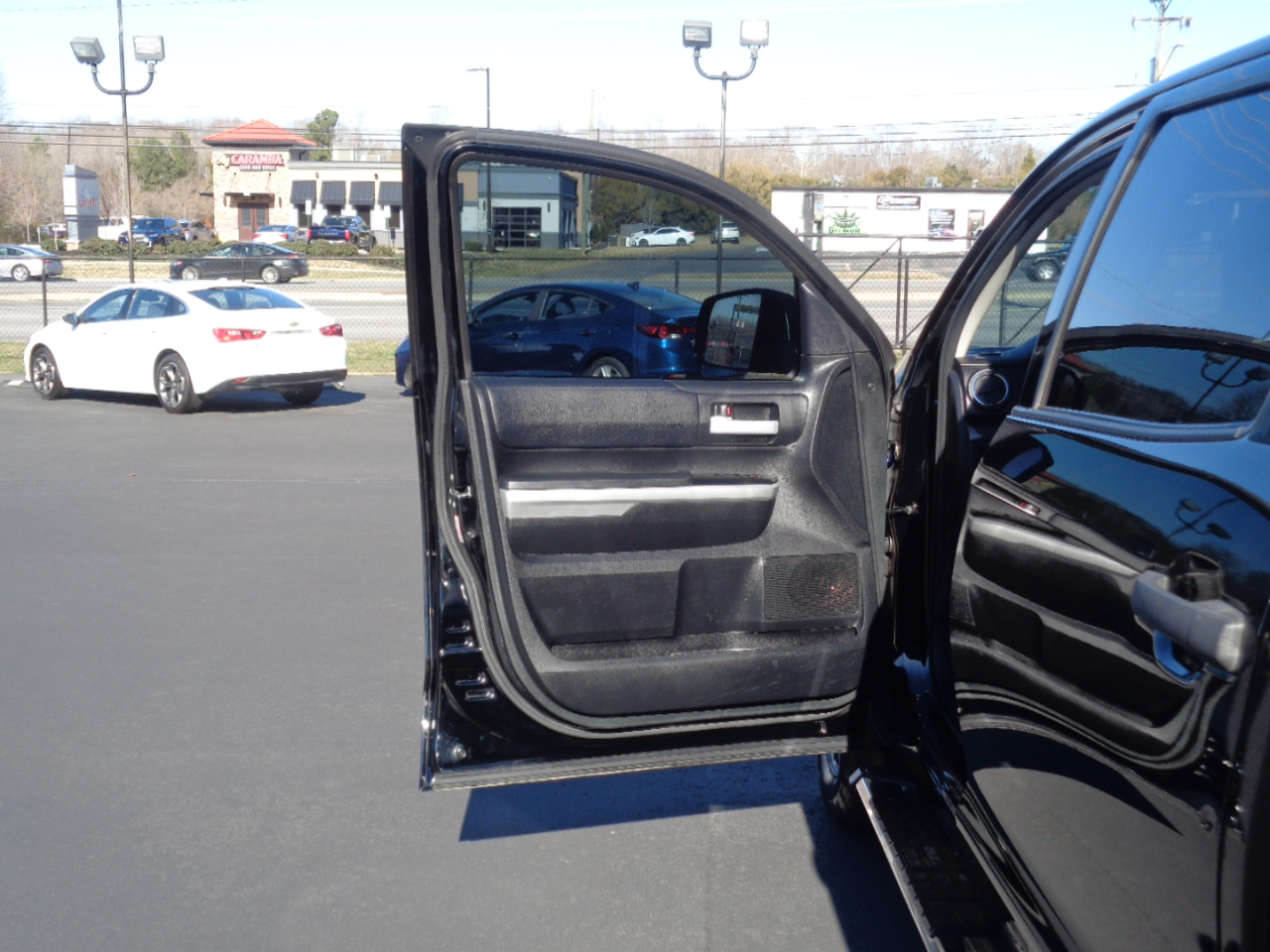 Toyota Tundra 4WD TRD Pro CrewMax 5.5' Bed 5.7L FFV (Natl) 2017