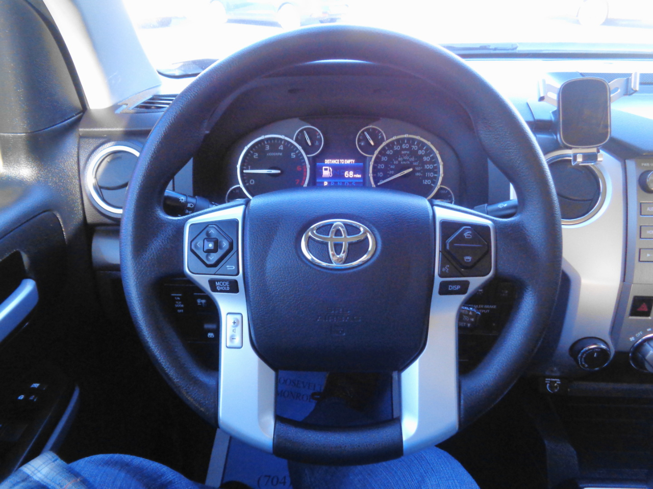 Toyota Tundra 4WD TRD Pro CrewMax 5.5' Bed 5.7L FFV (Natl) 2017