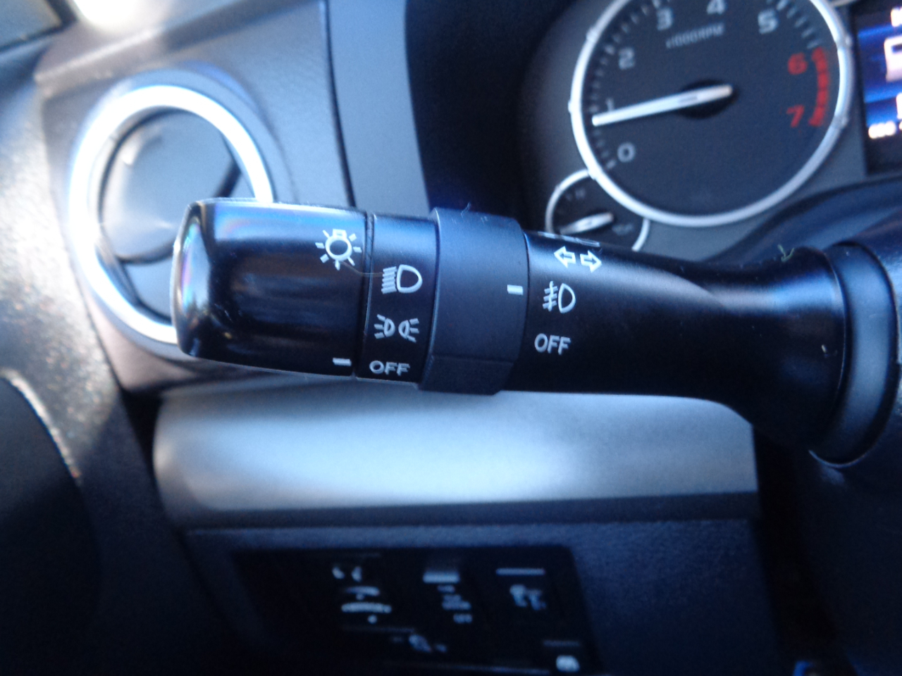 Toyota Tundra 4WD TRD Pro CrewMax 5.5' Bed 5.7L FFV (Natl) 2017